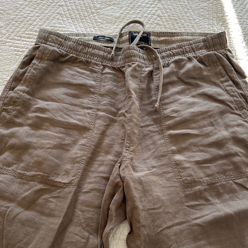 Todd Snyder Men's Taupe Linen Pants - Picture 2 of 5
